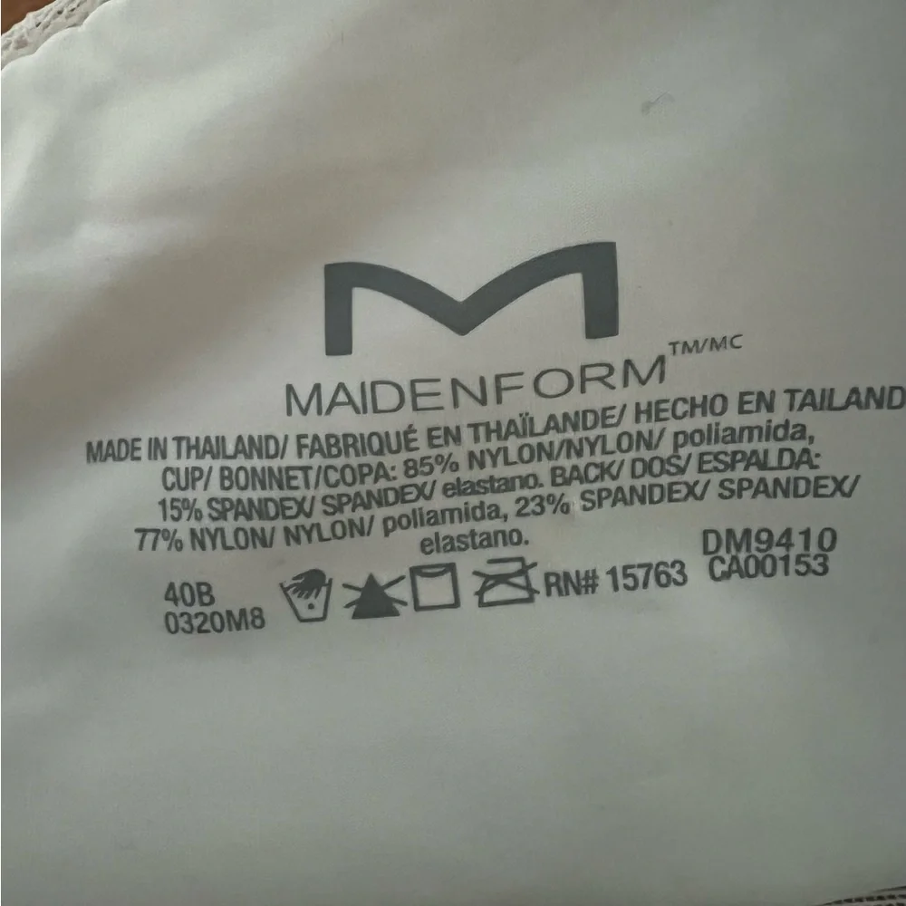 Maidenform 40B Cream/White Lace Bra